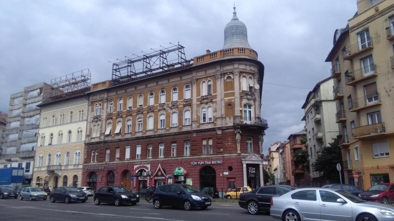 Julia Apartman. ブダペスト エクステリア 写真